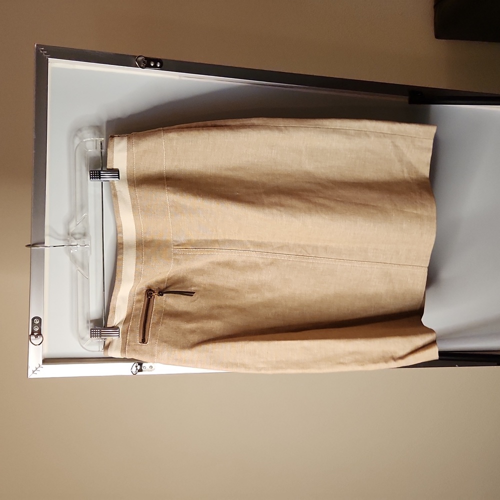 PENCIL SKIRT W/ Slit